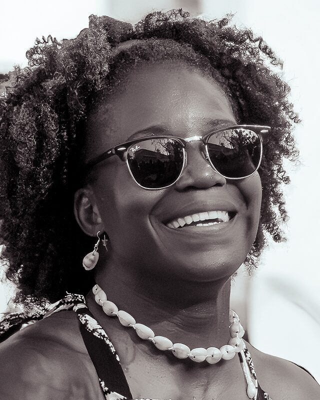 Musicienne lors de la Fêt'Kaf à Saint-Denis, Réunion 2025.